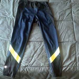 Athleta‎ women’s size small black and blue Leggings